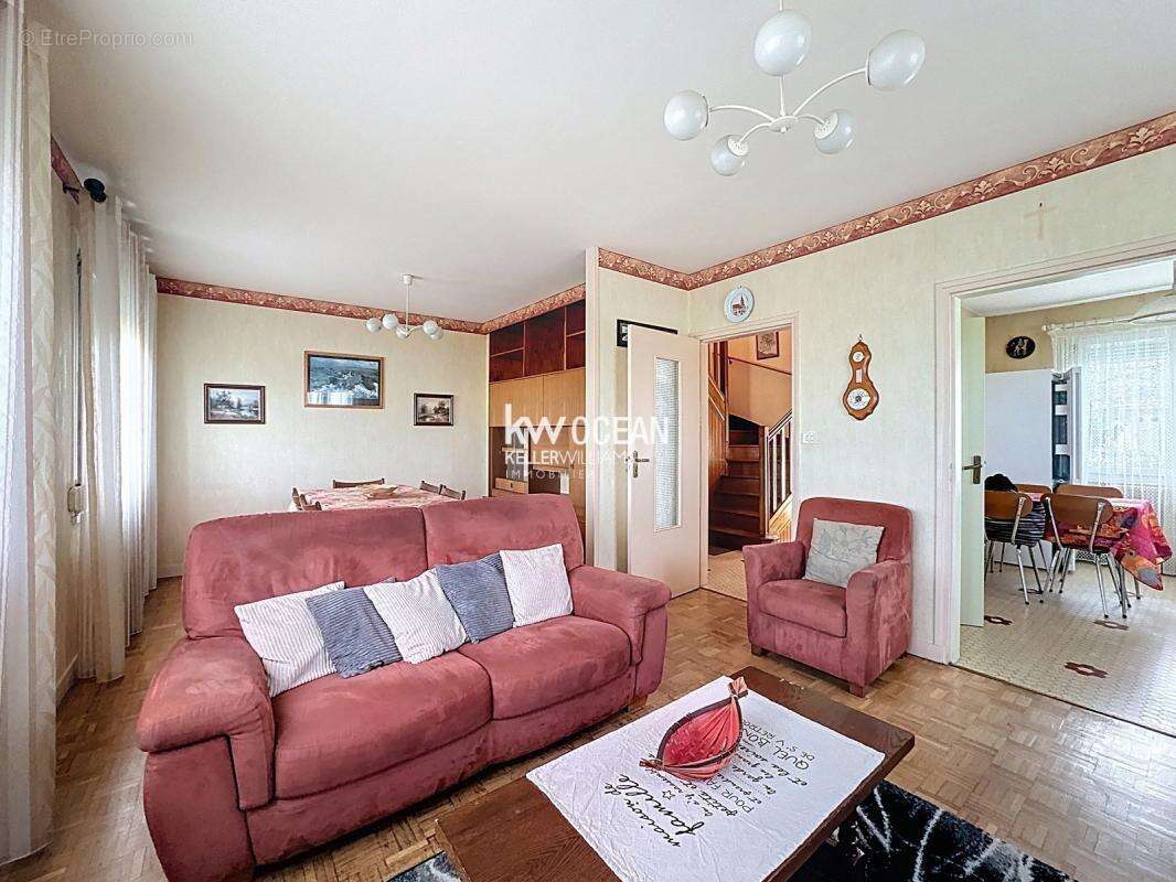 Maison à SAINT-RENAN