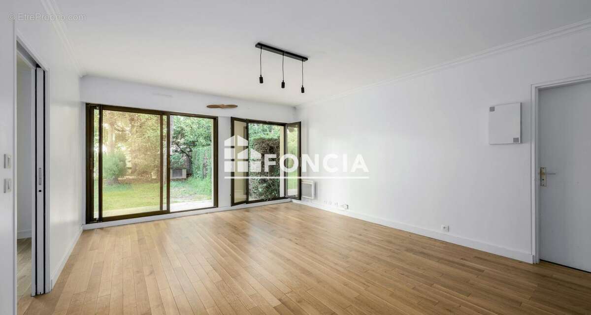 Appartement à BOURG-LA-REINE