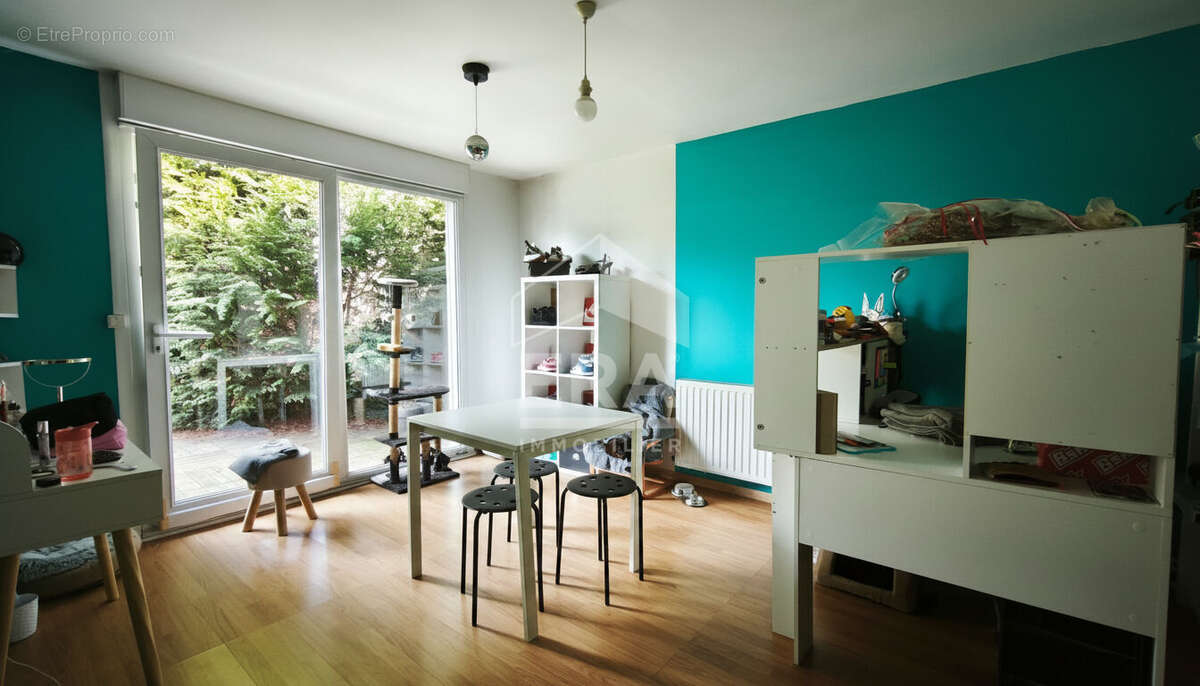Maison à AVION