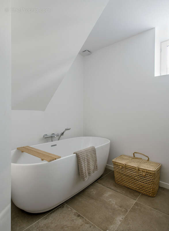 Maison à SAVIGNAC-SUR-LEYZE