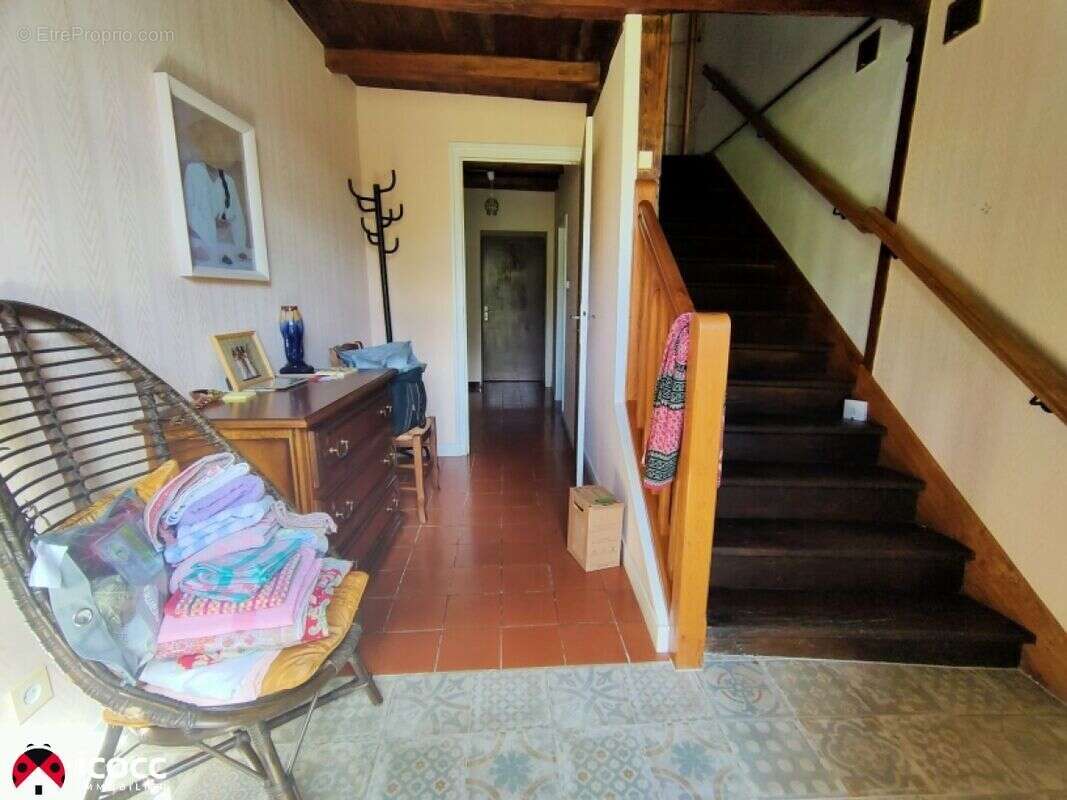 Maison à SAINTE-GEMME-LA-PLAINE