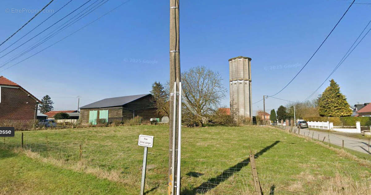 Terrain à GUILLEMONT