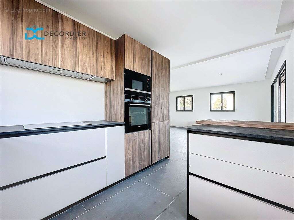 Appartement à NEUVECELLE