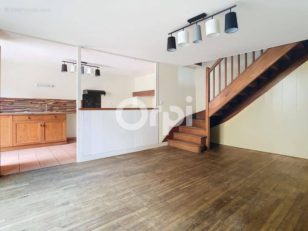 Maison à LA BACHELLERIE