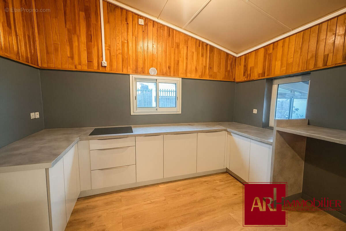 Maison à SAINT-PIERRE