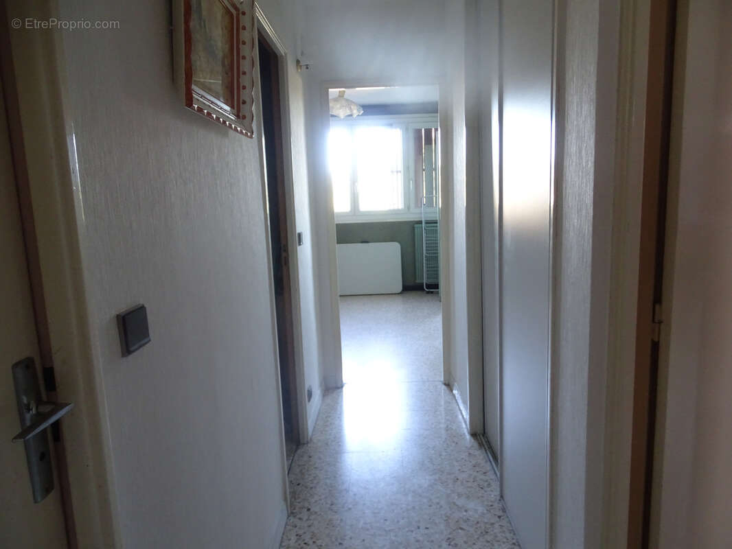 Appartement à MARSEILLE-15E
