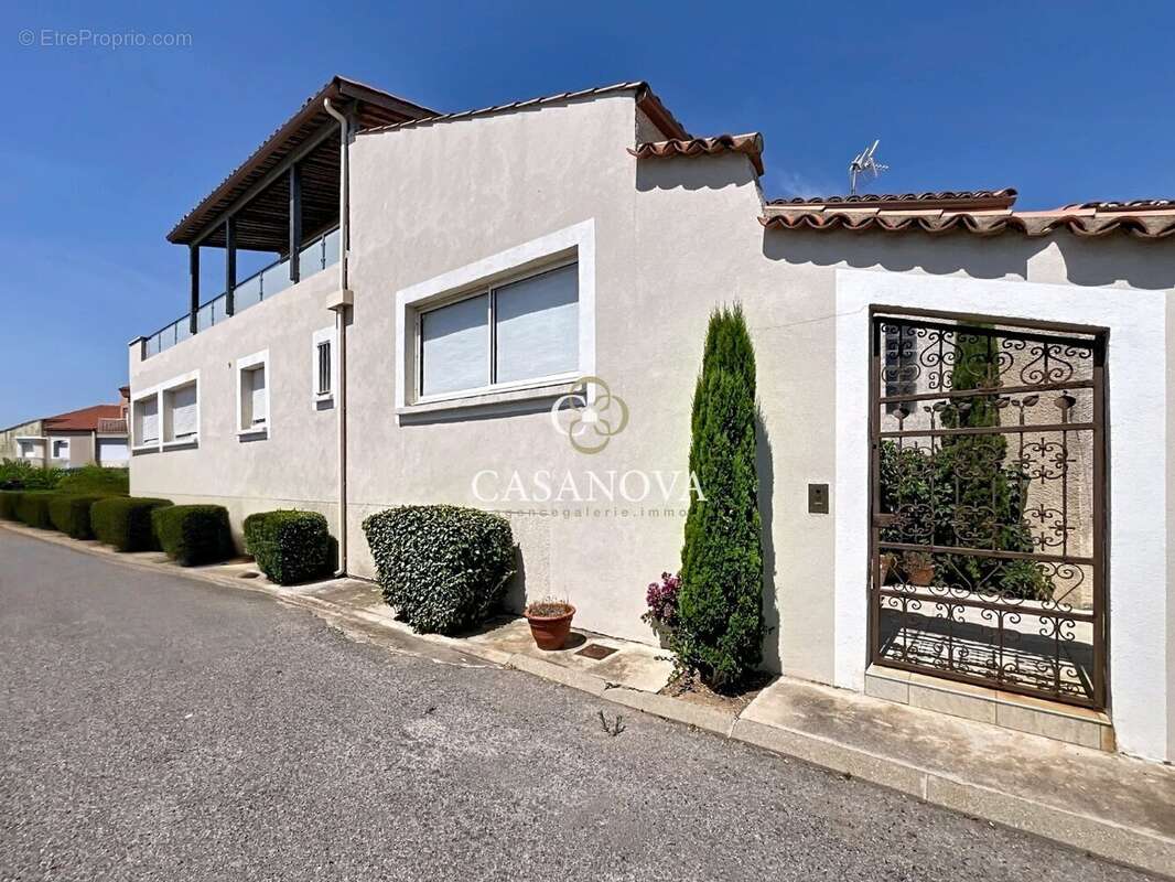 Villa avec vue mer à vendre à Marseillan Plage  Maison 5 chambres avec rooftop, garage, parkings et plages à pied - photo 14