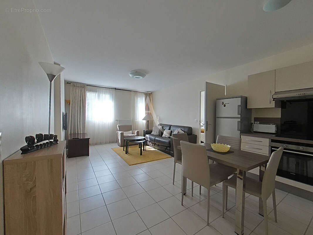 Appartement à SERRIS