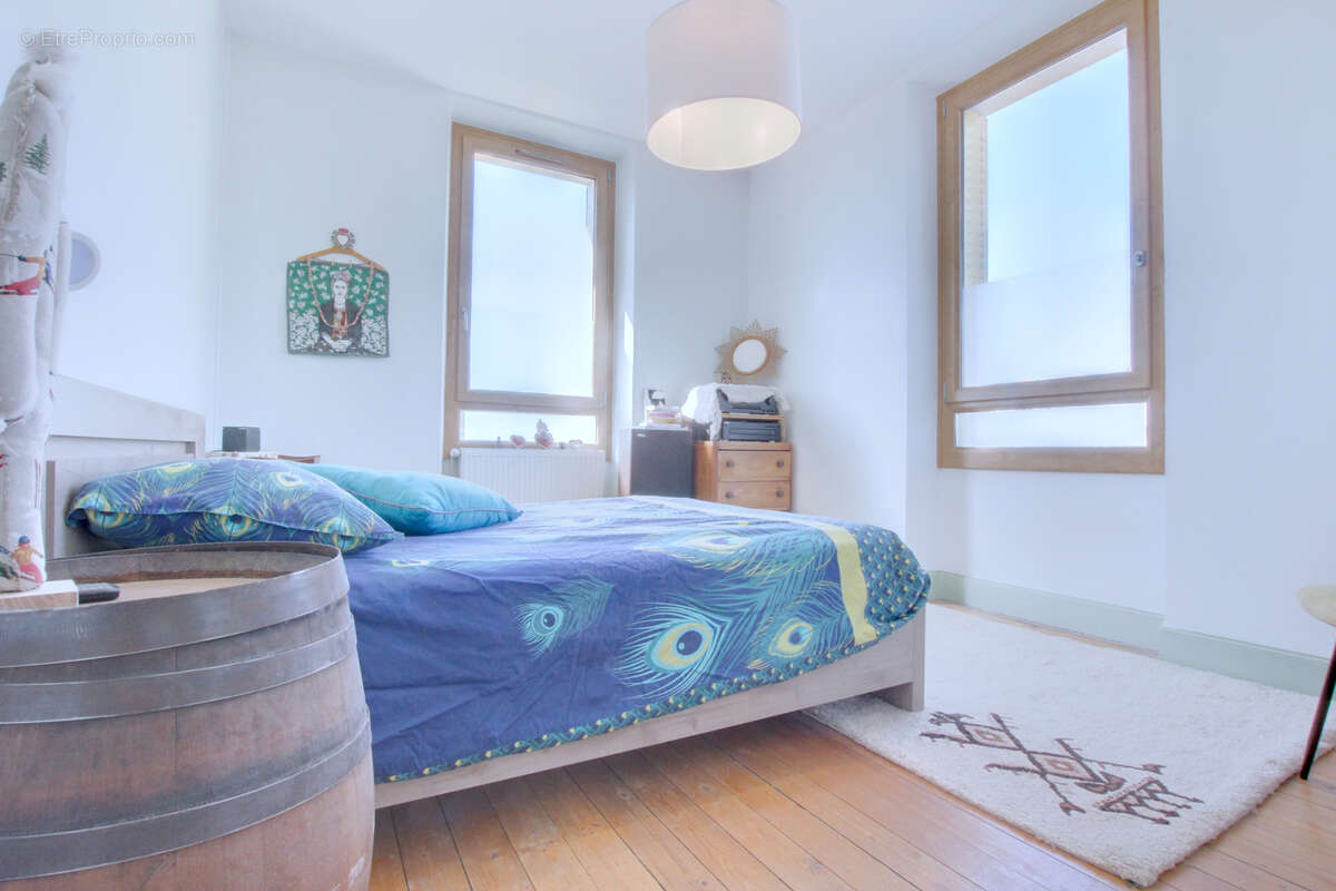 Grande maison familiale de 257 m2 avec dépendances   Saint-Germain-la-Chambotte - photo 11