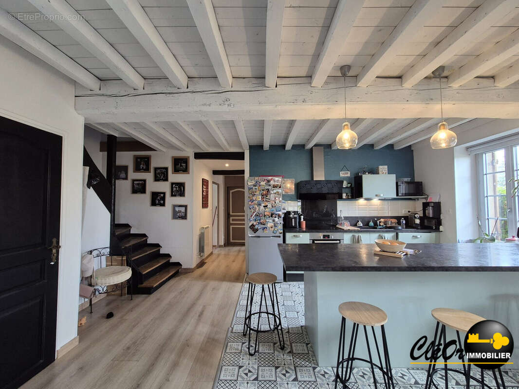 Maison 150 m² à Epervans  - photo 2