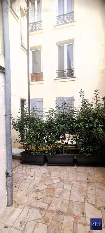 Appartement à PARIS-20E