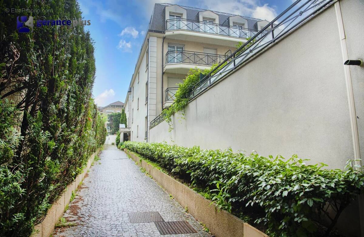 Appartement à CHATILLON