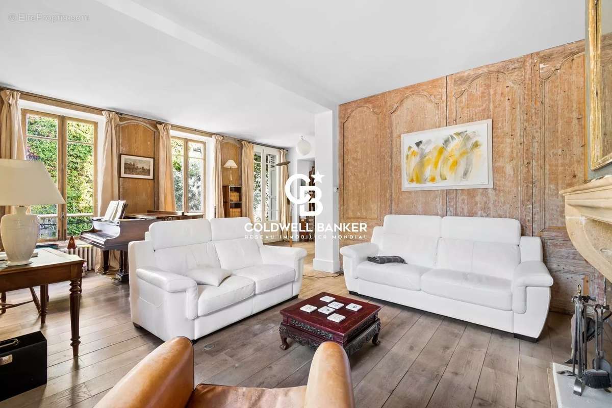 Maison à LE VESINET