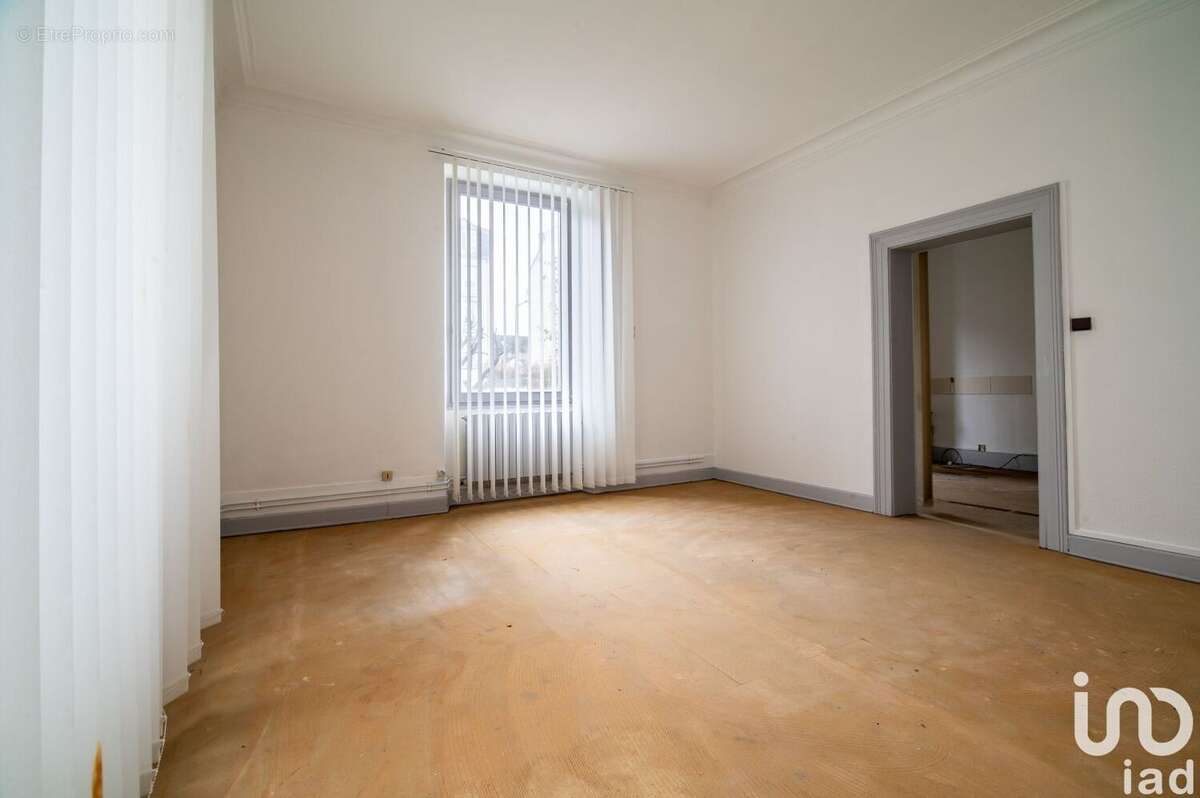 Photo 2 - Commerce à SARREBOURG