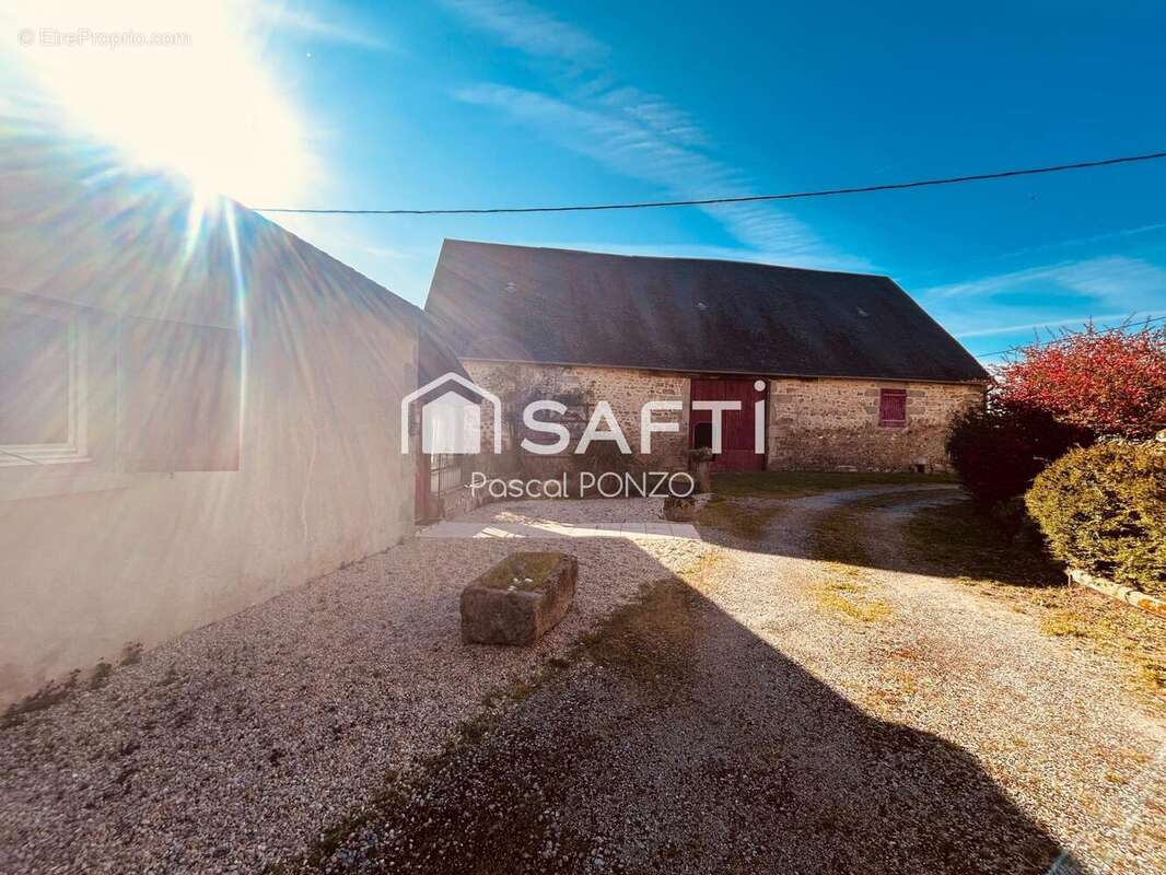 Photo 2 - Maison à AHUN