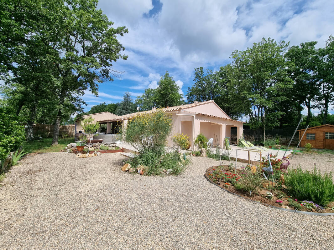 Maison à REGUSSE