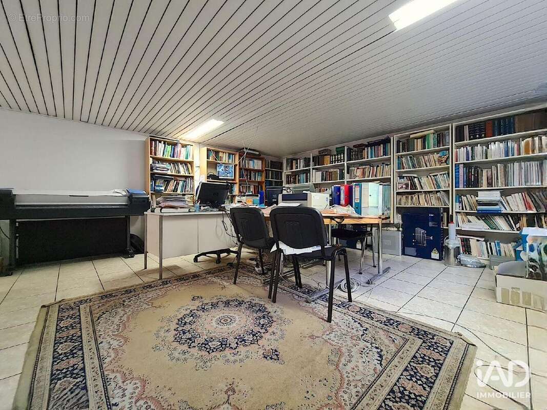 Photo 4 - Commerce à SAINT-DENIS