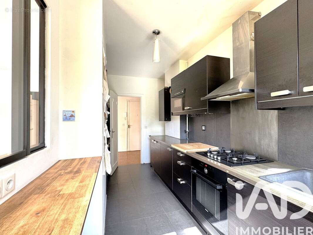 Photo 7 - Appartement à LA CELLE-SAINT-CLOUD