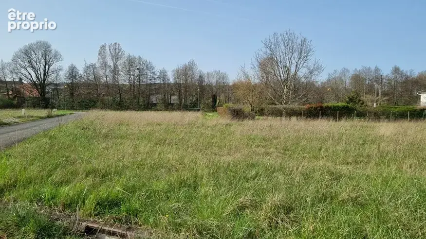 Terrain à MORTCERF