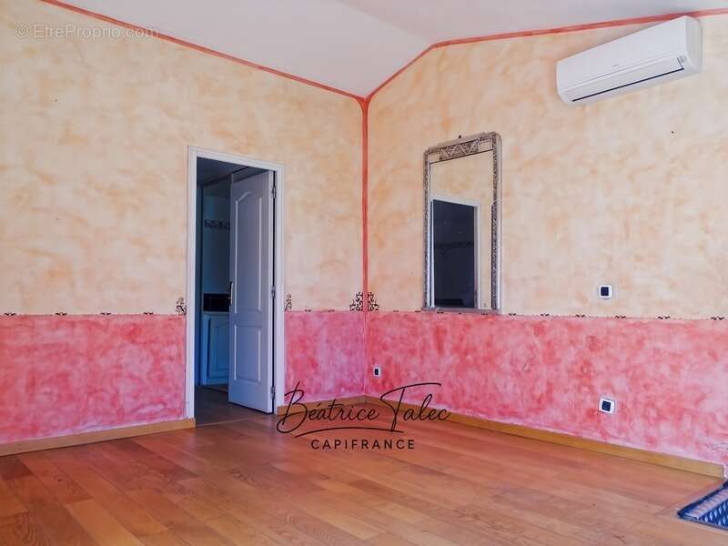 Maison à POURRIERES