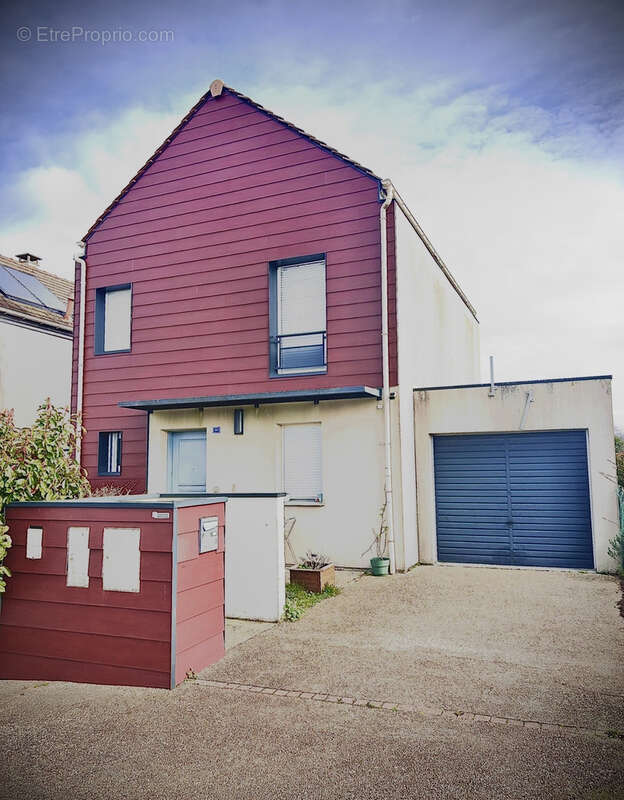 Maison à BUCHELAY
