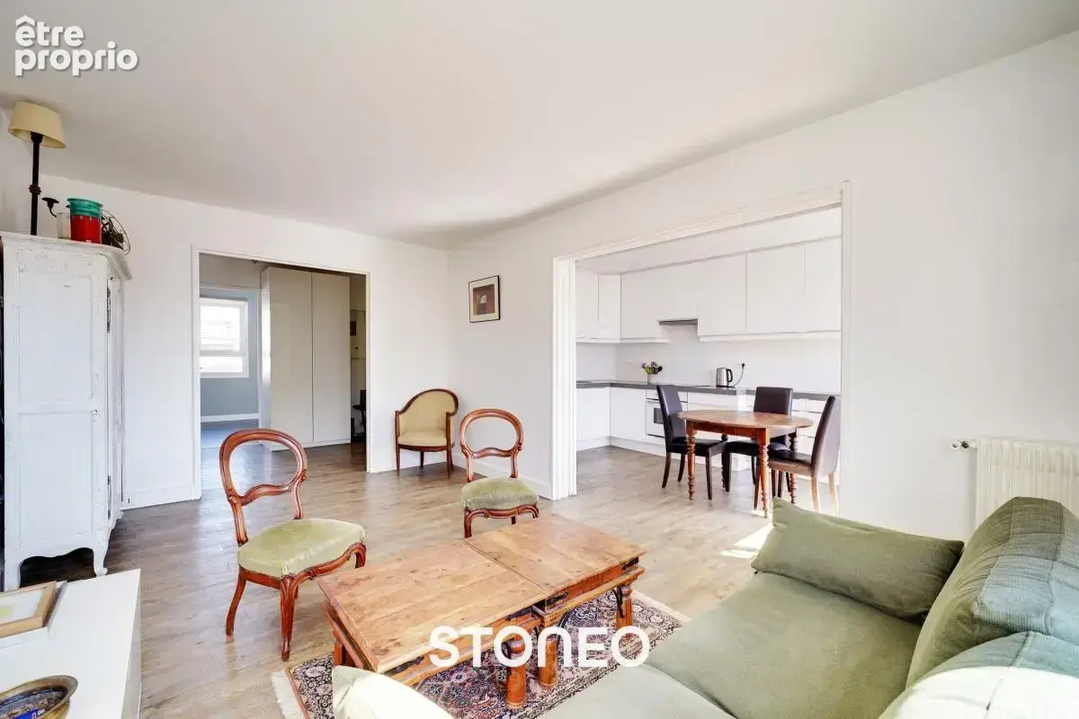 Appartement familial 5/6 pieces 95m2 dernier etage balcon - photo 2