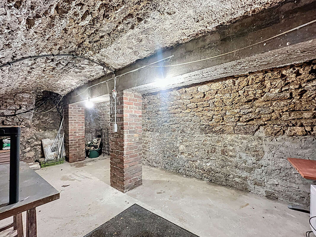 Appartement à NEAUPHLE-LE-CHATEAU