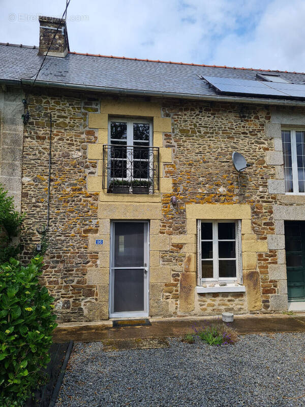 Maison à GUILLIERS