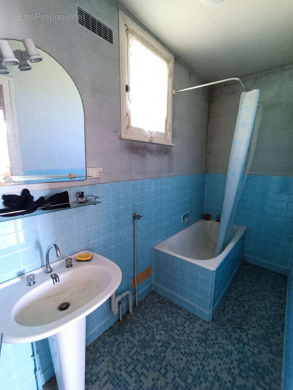 Maison à SANCERGUES