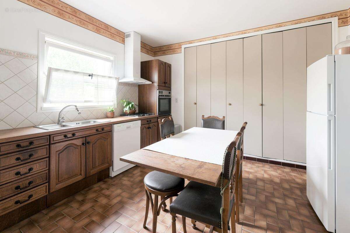 Maison à BOUC-BEL-AIR