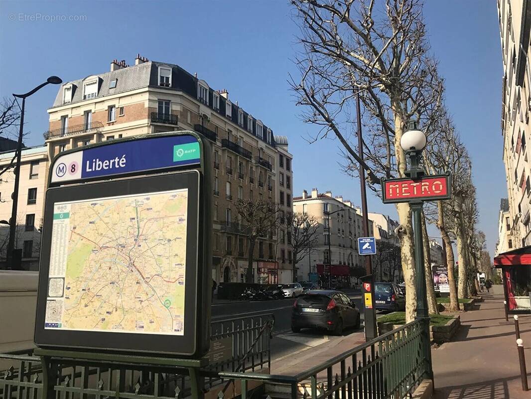 Appartement à CHARENTON-LE-PONT