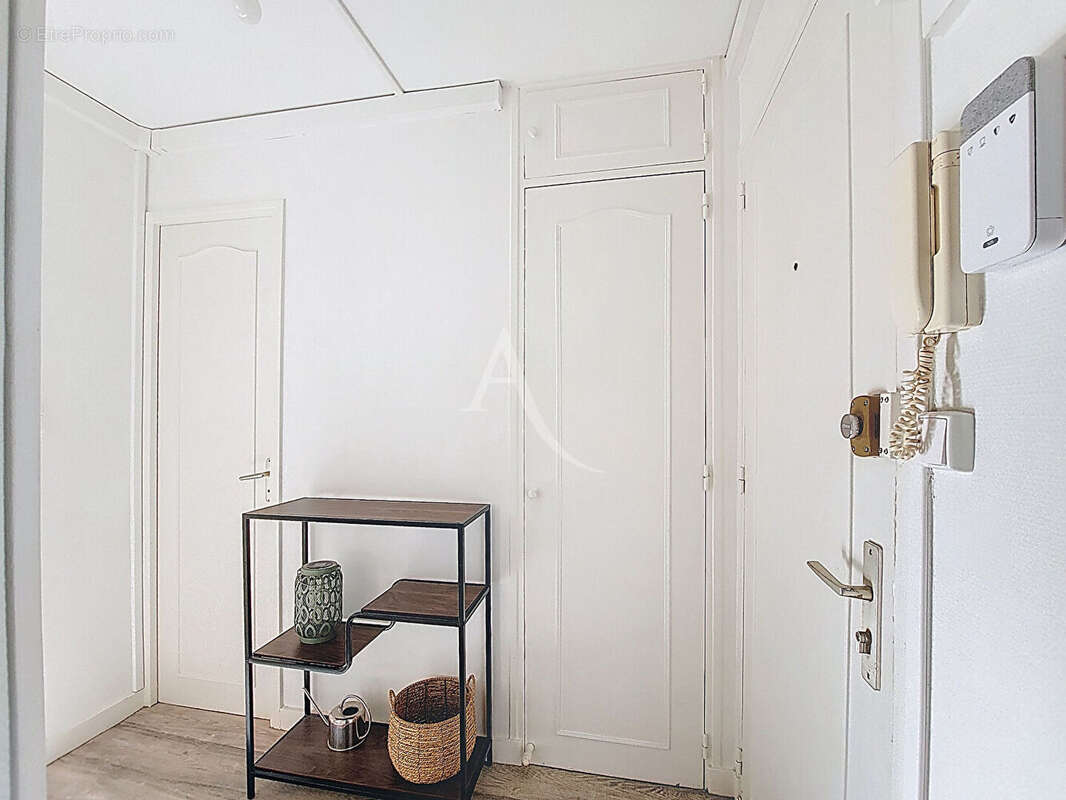 Appartement T4 CHOLET - photo 4