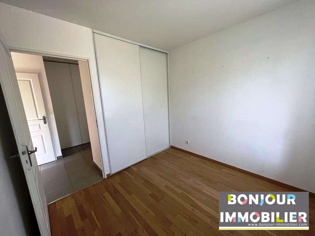 Appartement à MERY