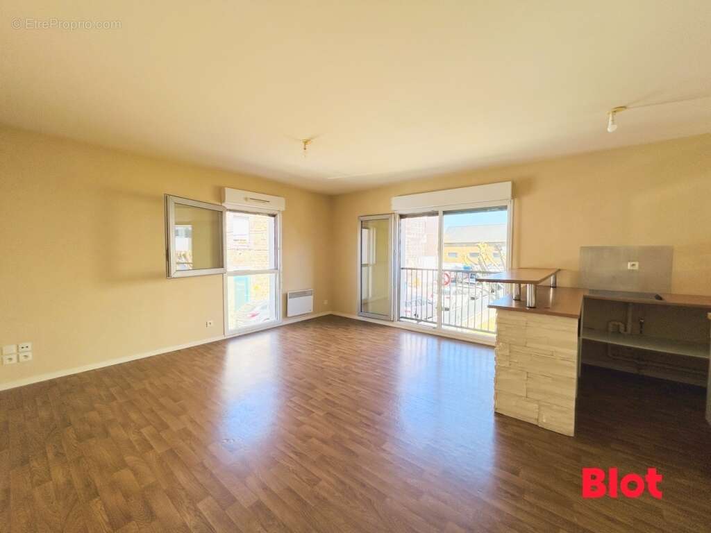 Appartement 54 m² à Saint-Malo  - photo 2