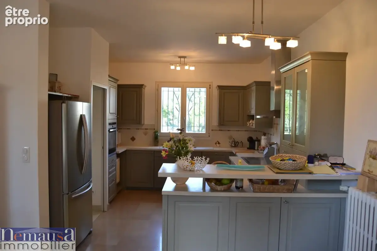 Tarascon, villa de 209m2 sur une parcelle de 2698m2 avec piscine - photo 24