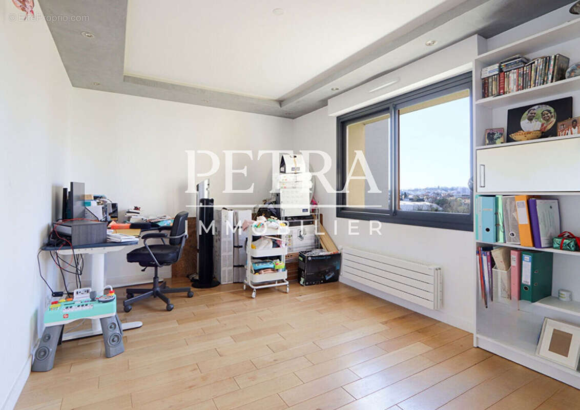 Appartement à CACHAN