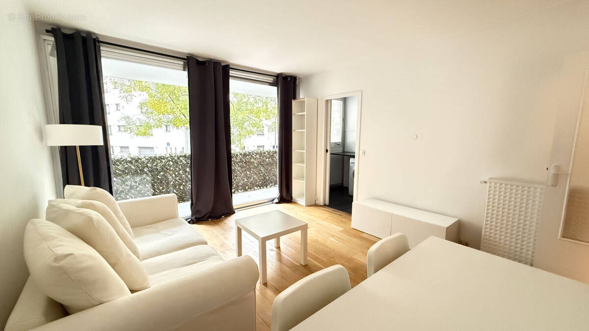 Appartement à PARIS-12E