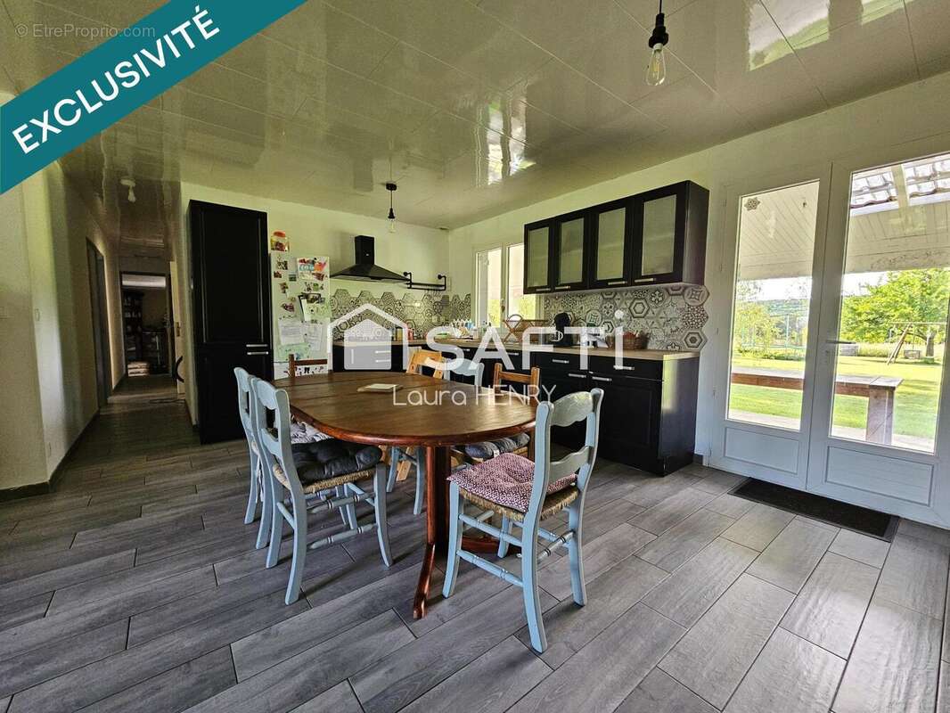 Maison 110 m² à Nixeville-Blercourt  - photo 4