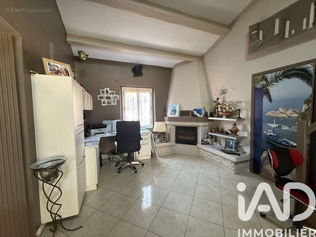 Photo 9 - Maison à LE MUY