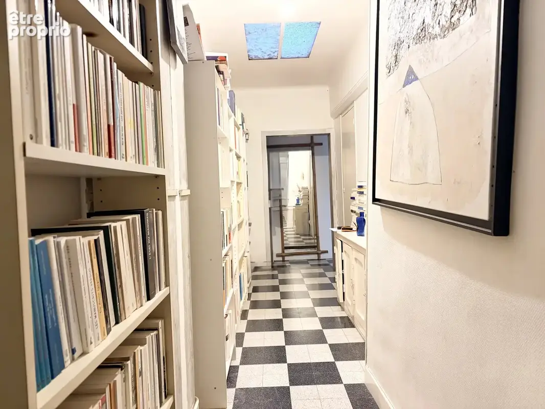 Emplacement privilégié – Appartement calme au dernier étage, au cœur du centre historique - photo 7