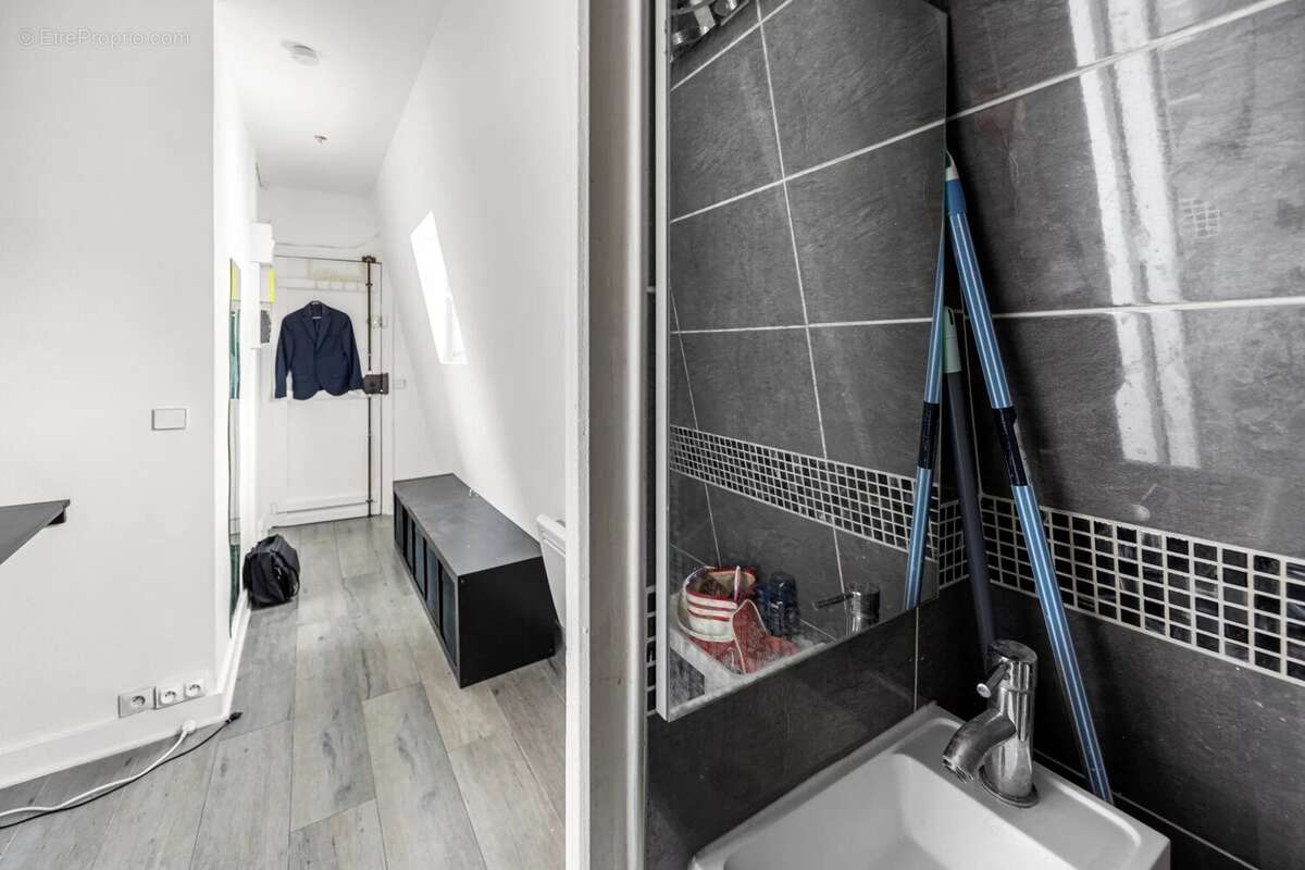 Appartement à PARIS-8E