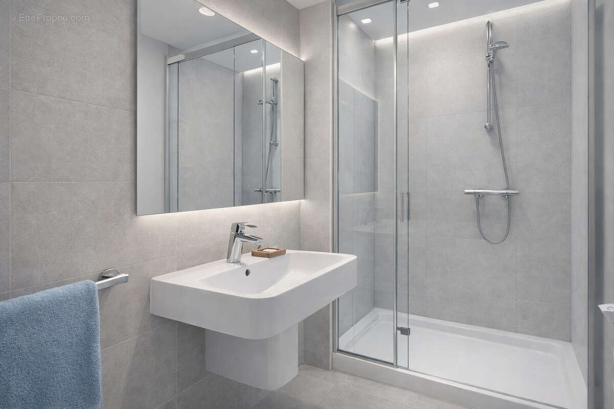 Appartement à PARIS-14E