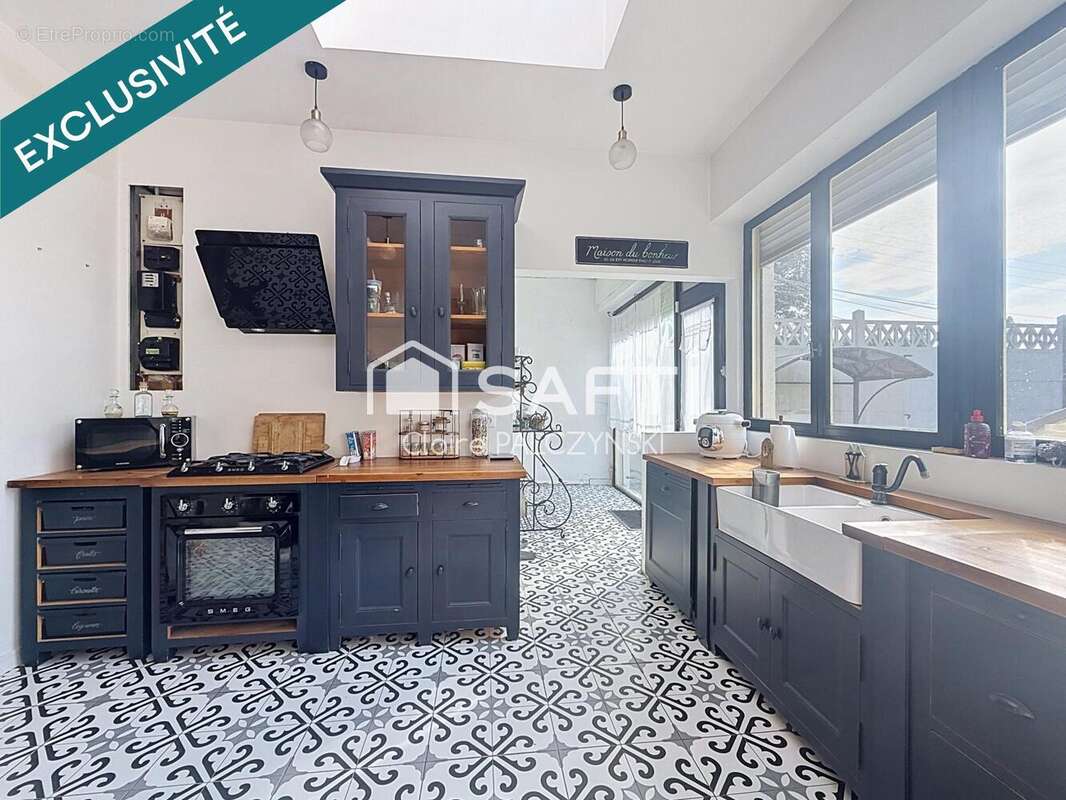 Maison 270 m² à Fouquieres-Les-Lens  - photo 7