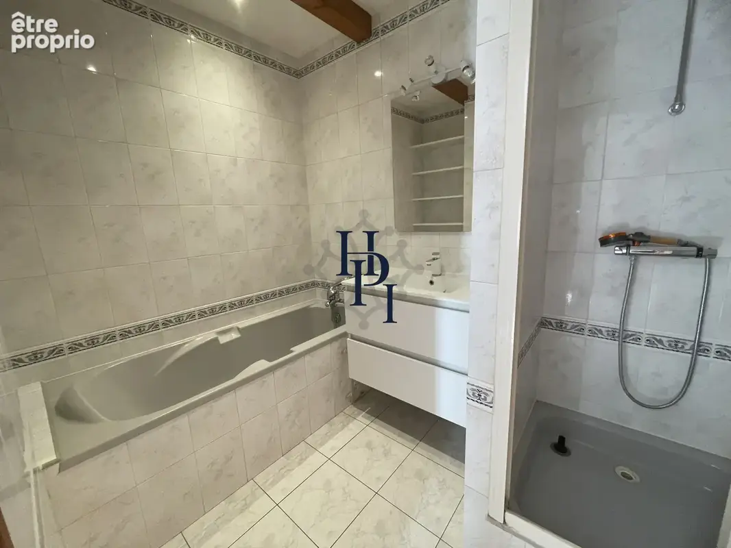 Vente appartement T5 en duplex Saint Affrique. - photo 9