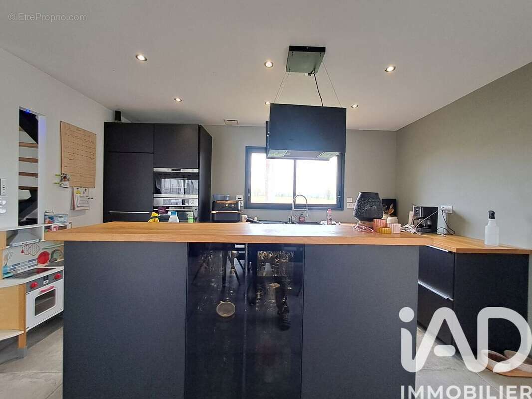 Photo 8 - Maison à MONTFORT-SUR-MEU