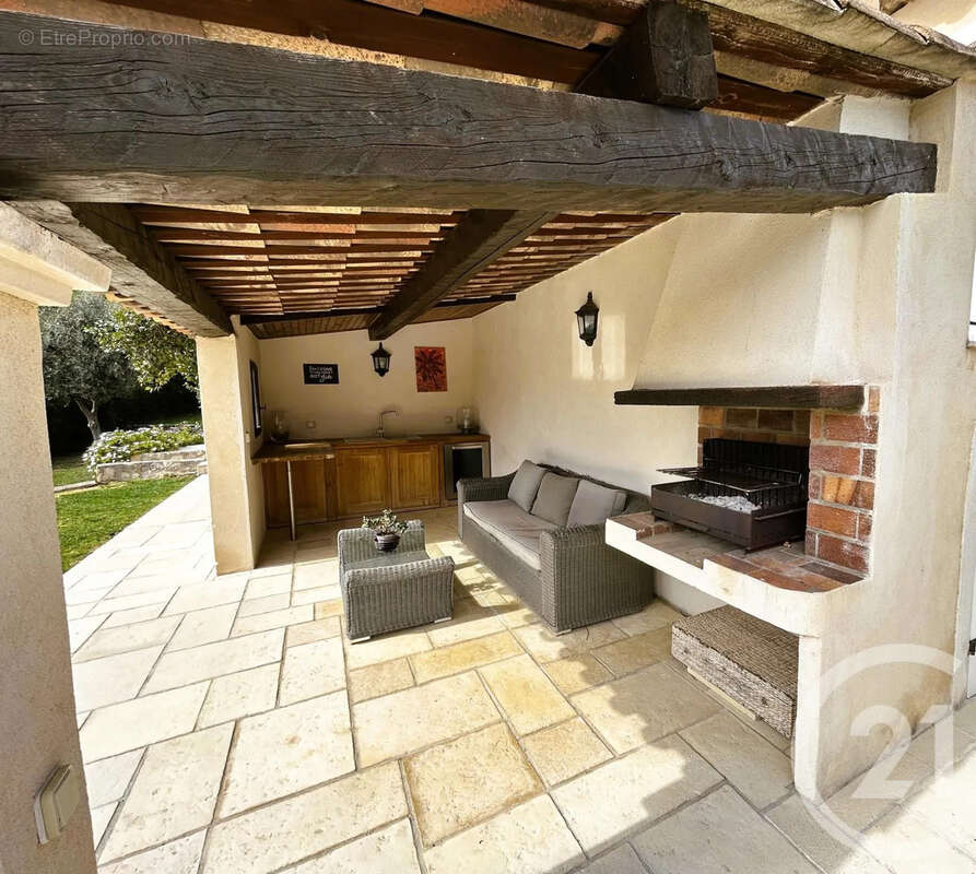 Maison à LE ROURET