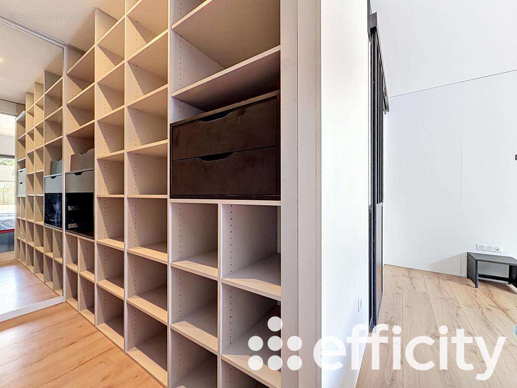 Maison 235 m² à Communay  - photo 17