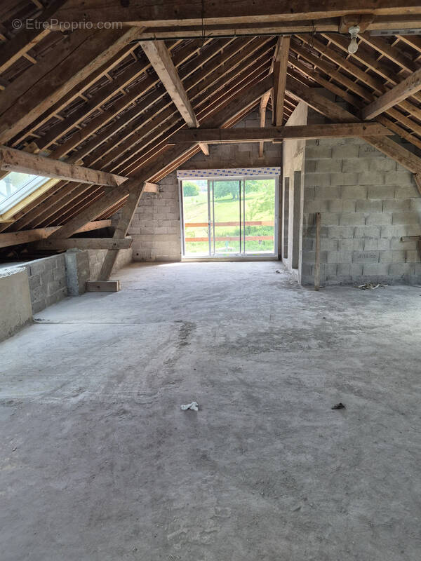 Appartement à SONNAZ