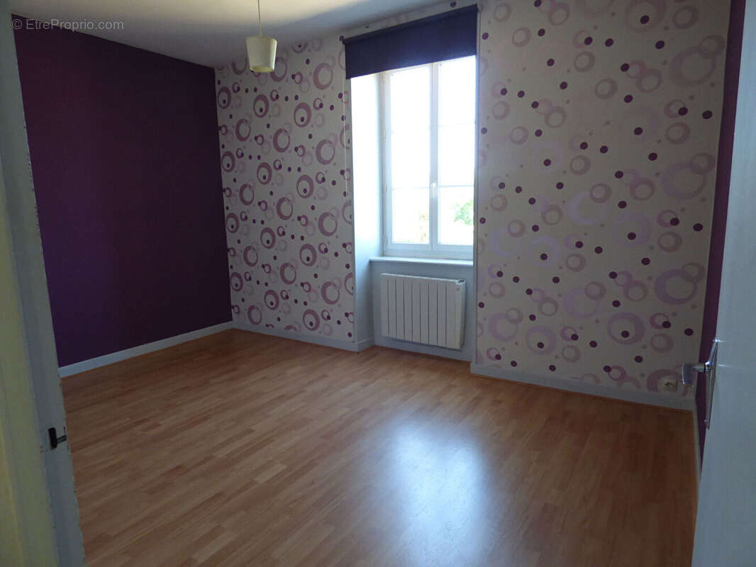 Maison à PONT-DE-VAUX