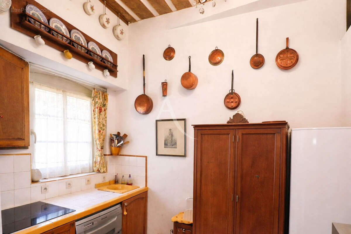 Maison à GINASSERVIS